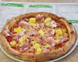 Pizza Mirela`s image