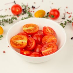 Salată de rosii cherry image