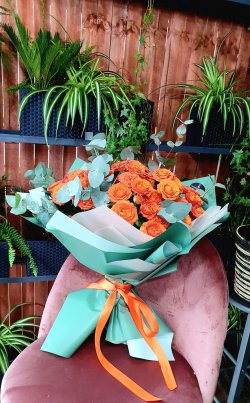 Buchet mix din trandafiri si minirose