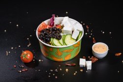 Salată B-owl cu brânza feta image