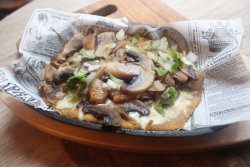 Huarache de veggie-champinion image